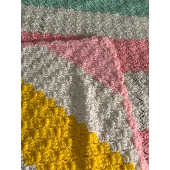 Vintage Crochet, Afghan Baby Blanket Handmade 50"x54" Crib Blanket - Picture 3 of 7